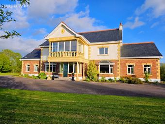 Facefield, Ballynamaul, Riverstick, Co. Cork
