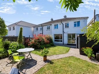 43 Walnut Rise, Courtlands, Griffith Avenue, Dublin 9 - Image 2