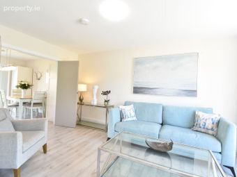 9 The Crescent, Green Hill, Clonhaston, Enniscorthy, Co. Wexford - Image 4