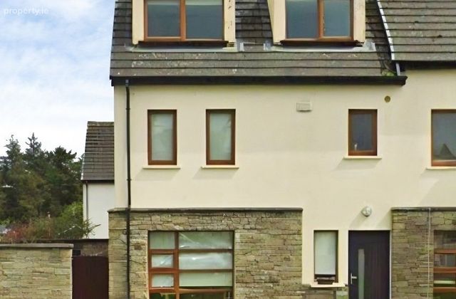 18 Elmgrove, Meadowlands, Macroom, Co. Cork - Click to view photos