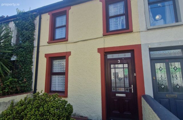 3 Glengarriff Road, Bantry, Bantry, Co. Cork - Click to view photos