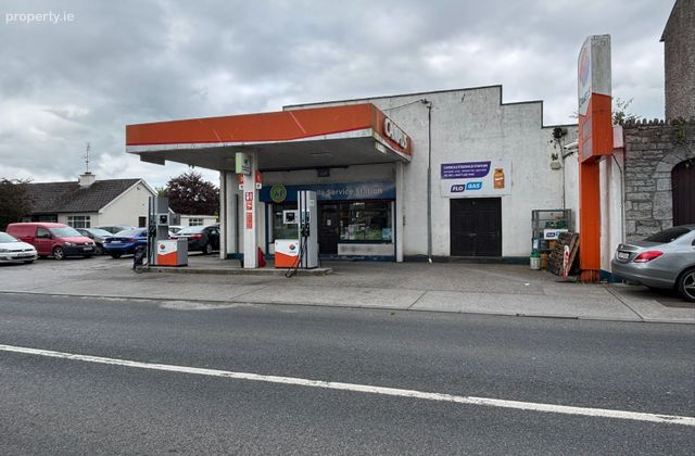 Carrolls Service Station, Castle Street, Ballyragget, Co. Kilkenny - Click to view photos