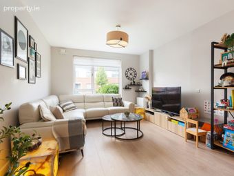 5 Somerton Drive, Lucan, Co. Dublin, Lucan, Co. Dublin - Image 2