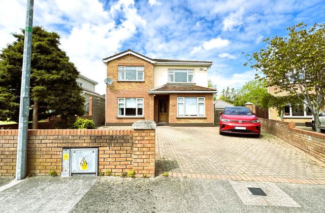 12 The Park, Lutterell Hall, Dunboyne, Co. Meath - Click to view photos