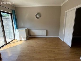 38 Bellingham Green, Main Street, Castlebellingham, Kilsaran, Co. Louth - Image 3