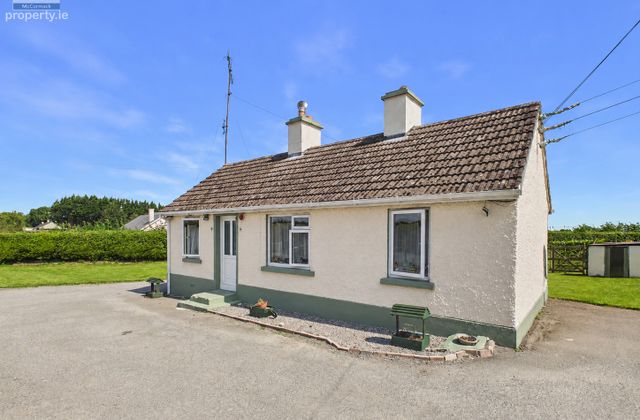 Mucklon, Enfield, Co Kildare, Mucklon, Co. Kildare - Click to view photos