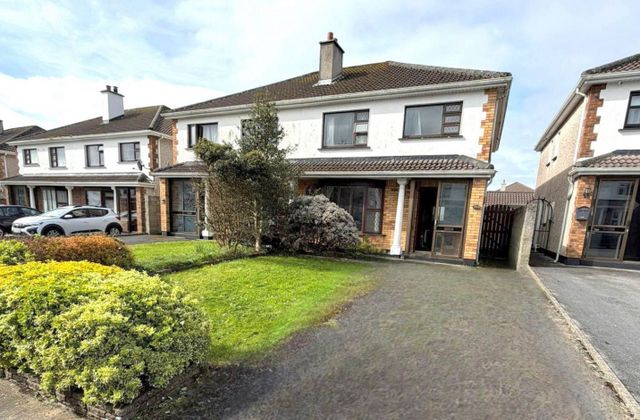 35a Hawthorn Place, Clybaun Road, Knocknacarra, Co. Galway - Click to view photos
