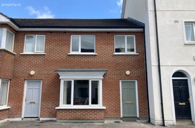 34 Croke Gardens, Thurles, Co. Tipperary - Click to view photos