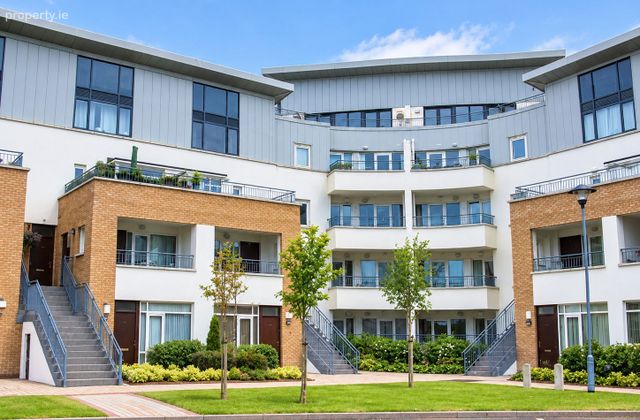Waterville Terrace, Waterville, Blanchardstown, Dublin 15 - Click to view photos