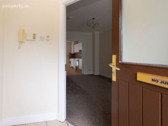 3 Ellensborough Lodge, Kiltipper, Dublin 24 - Image 2