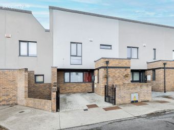 22 Oile&aacute;in Na Crann&oacute;ige, Dublin 11, Ballymun, Dublin 11