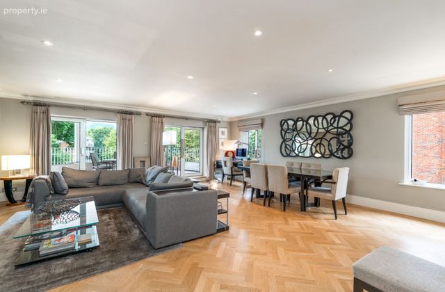 Apartment, The Sweepstakes, Ballsbridge Park, Sandymount, Dublin 4 - Click to view photos
