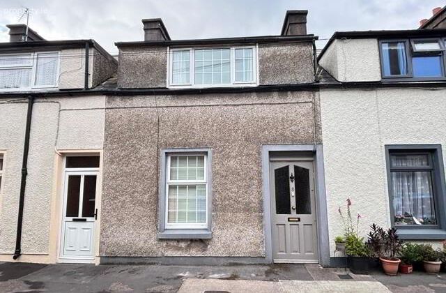 8 Geraldine Place, Albert Road, Cork, Blackrock, Co. Cork - Click to view photos