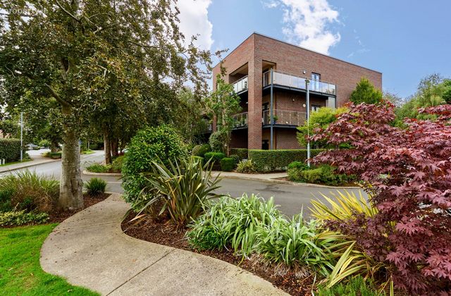 5 Sundays Well, Bracken Park Drive, Castleknock, Dublin 15, Castleknock, Dublin 15 - Click to view photos