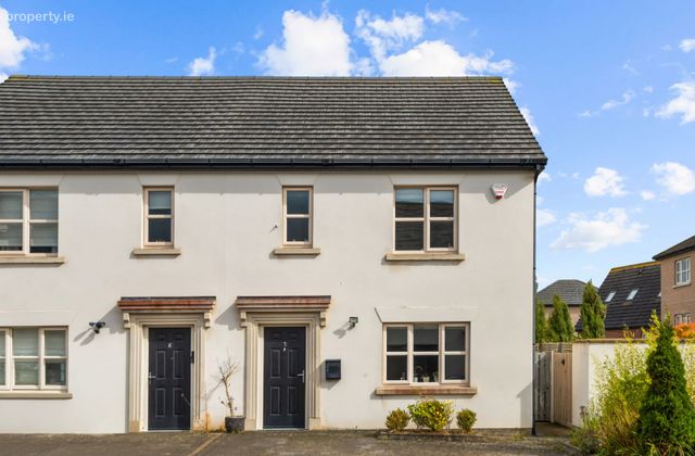 7 Thornberry Drive, Belmont, Stepaside, Dublin 18 - Click to view photos