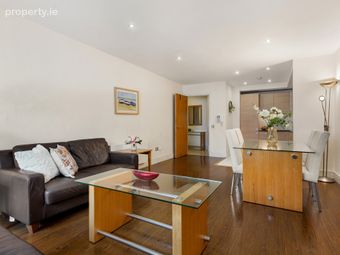 132 Wyckham Point, Wyckham Way, Dundrum, Dublin 16, Dundrum, Dublin 16 - Image 4