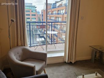 Apt 103, Hook Head, Custom House Harbour Apartments, D01 Y685, Dublin 1 - Image 5