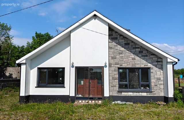 Monagormley, Kilkerrin, Glenamaddy, Co. Galway - Click to view photos
