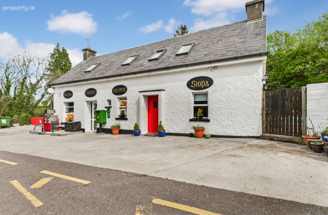 Shop, Storage Shed &amp; 1st Floor Apt., Kilmaley, Ennis, Co. Clare, Kilmaley, Co. Clare - Click to view photos