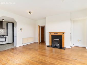 95 The Oval, Tullyvale, Cabinteely, Dublin 18, Cabinteely, Dublin 18 - Image 3