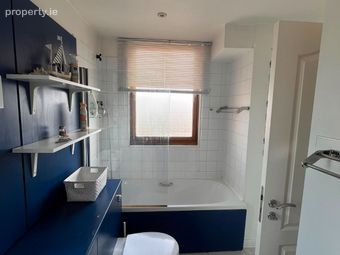 Apartment 13, The Crescent, Park West Pointe, Yeats Way, Park West, Dublin 12 - Image 2