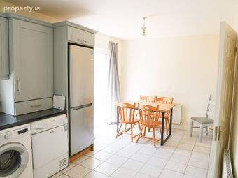 16 Carmody Square, Fairgreen, Portlaoise, Co. Laoi, Portlaoise, Co. Laois - Image 4