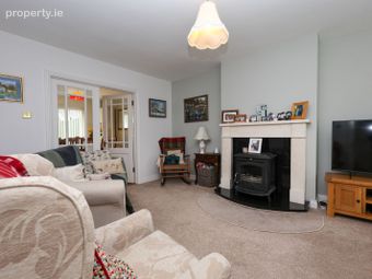 12 The Sycamores, Rochfortbridge, Rochfortbridge, Co. Westmeath - Image 3