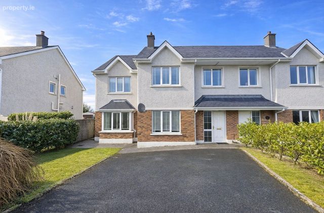 19 The Meadows, Mountbellew, Co. Galway - Click to view photos
