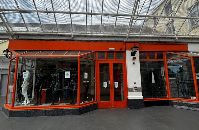 Unit 13, Market Cross Shopping Centre, Kilkenny, Kilkenny, Co. Kilkenny - Click to view photos