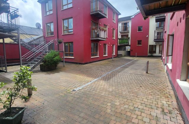 Apartment 1, County Apartments, Bridge Street, Carrick-on-Shannon, Co. Leitrim - Click to view photos