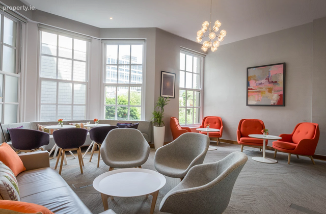 Fitzwilliam Hall, Fitzwilliam Place, Dublin 2 - Click to view photos