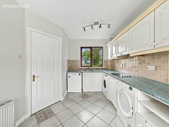 27 Beachside Avenue, Riverchapel, Gorey, Co. Wexford, Riverchapel, Co. Wexford - Image 5