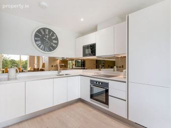 Apartment, Shore Club, Irishtown, Dublin 4 - Image 5