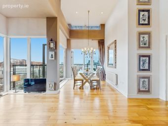 Penthouse, Apartment 22, 31 James's Walk, Rialto, Dublin 8, Dublin 8 - Image 5