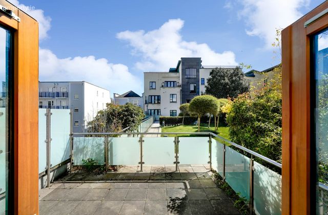 Apt 1 The Green, Gas Yard Lane, Malahide, Co. Dublin, Malahide, Co. Dublin - Click to view photos