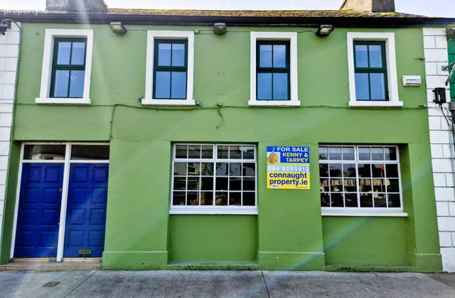 Market Square, Charlestown, Co. Mayo - Click to view photos
