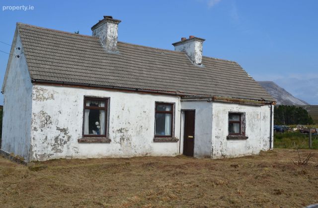 Upper Dunmore, Falcarragh, Co. Donegal - Click to view photos