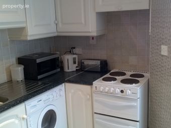 33 Cloonarkin Drive, Oranmore, Co. Galway - Image 2