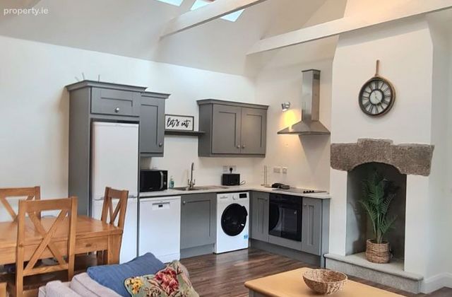 Hollywood Village, Hollywood, Co. Wicklow - Click to view photos