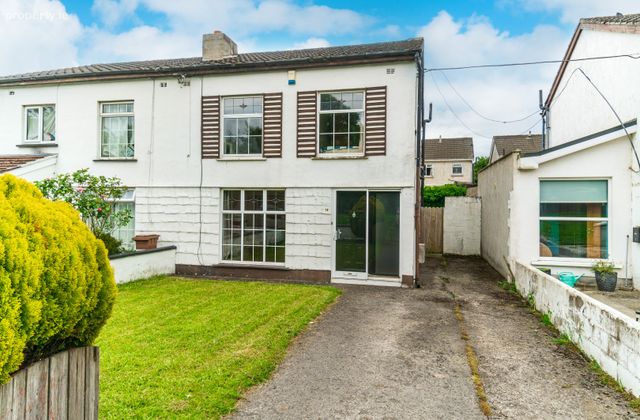 18 Dodsborough Road, Lucan, Dublin 22, Lucan, Co. Dublin - Click to view photos
