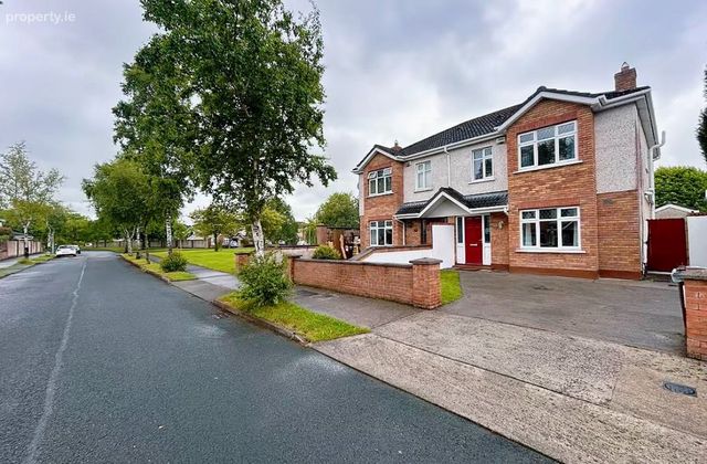 124 Aylmer Park, Naas, Co. Kildare - Click to view photos