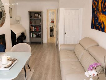 19 Berwick Hall, Dublin 14, Churchtown, Dublin 14 - Image 4