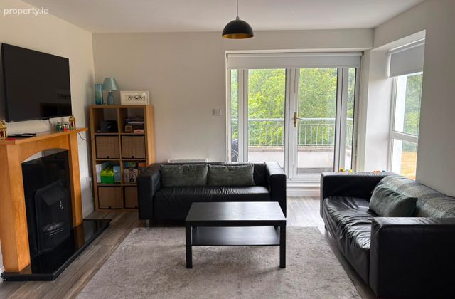 Scariff House, Waterville Terrace, Waterville, Dublin 15, Ballycoolin, Dublin 15 - Click to view photos