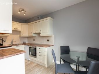 Apartment 17, Brooklawn, Clontarf, Dublin 3 - Image 4