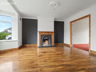 6 Woodville Close, Woodville Grange, Athlone, Co. Westmeath - Image 2