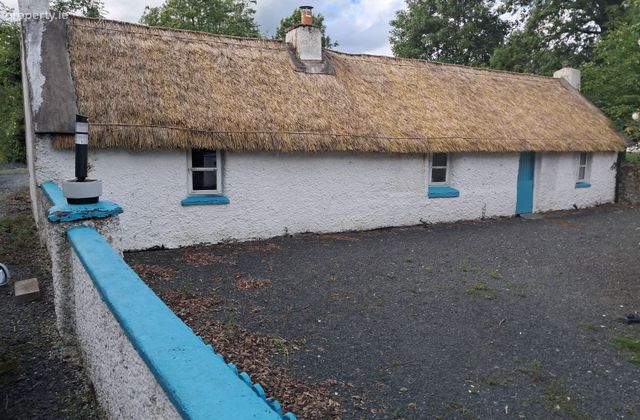 Hubbock Cottage, Kingsbog, Kildare, Nurney, Co. Kildare - Click to view photos