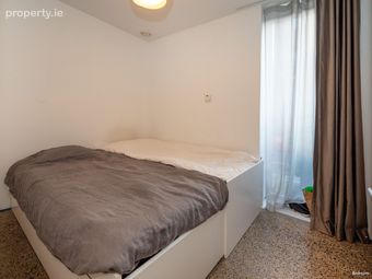 18 Grattan Court East, Dublin 2, Dublin 2 - Image 5