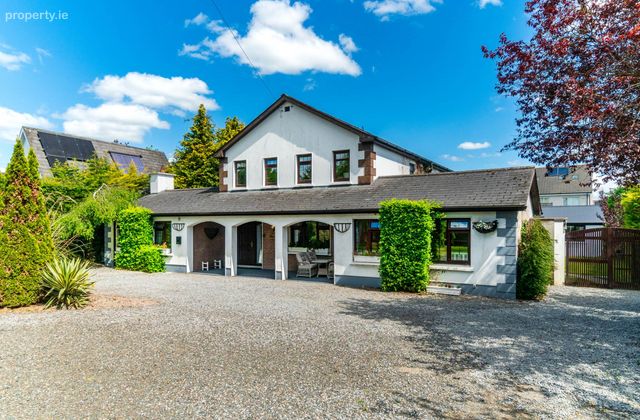 Meadowlands, Moyglare Road, Maynooth, Co. Kildare, Maynooth, Co. Kildare - Click to view photos