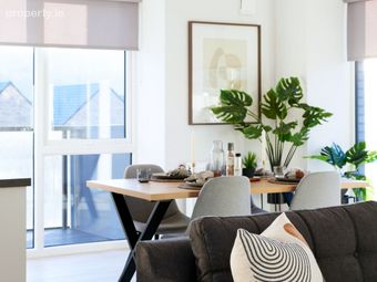 Apartment 54, Block 4, The Green, Barnoaks, Citywest, Co. Dublin - Image 2