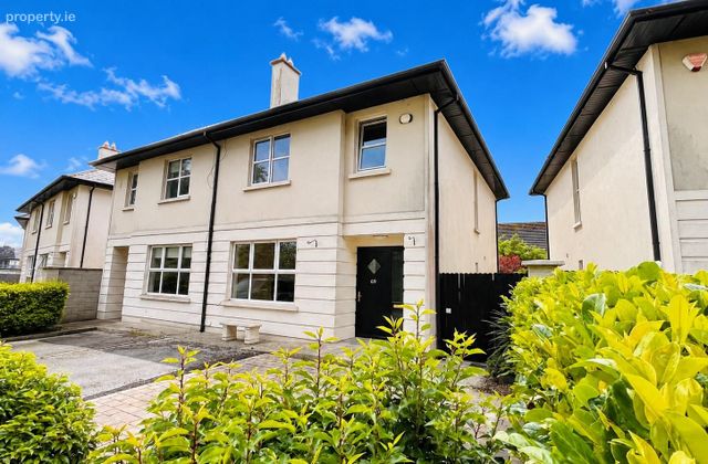69 Springfield Crescent, Rossmore Village, Reddan's Walk, Co. Tipperary - Click to view photos